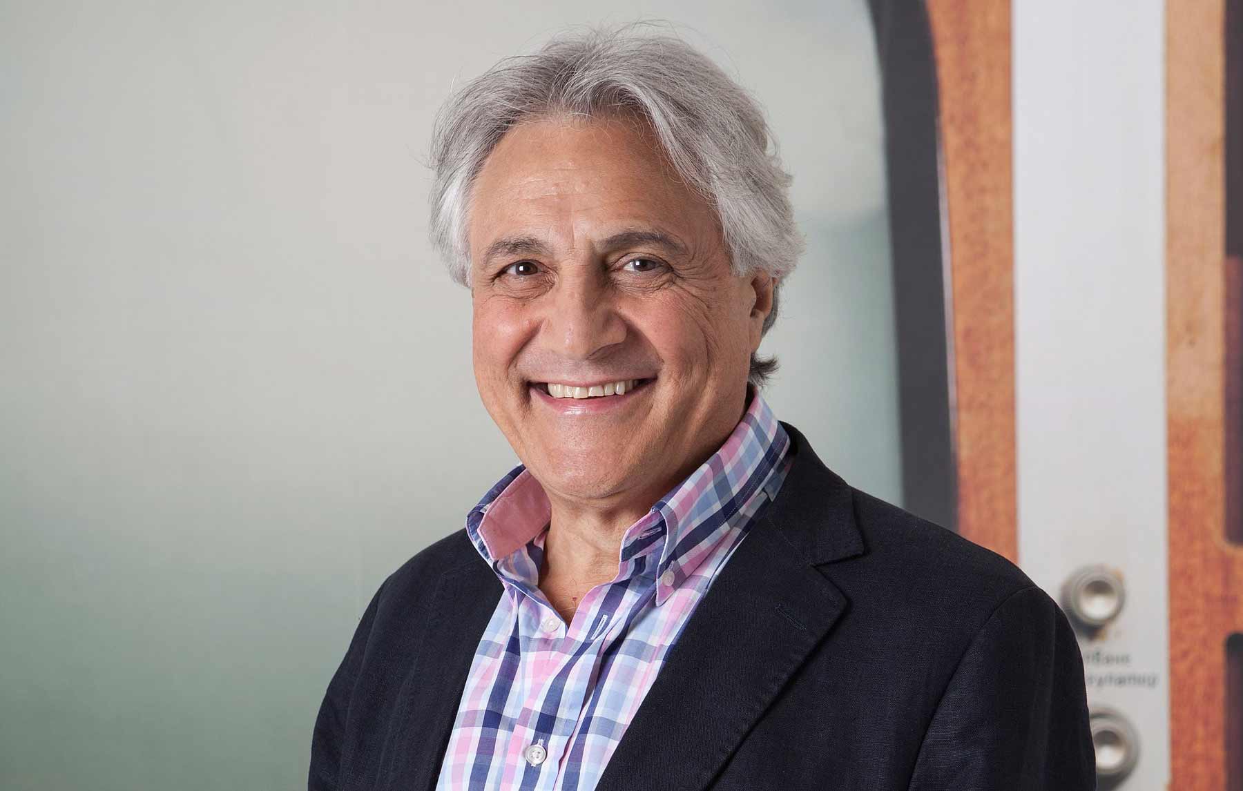 جان سوشه John Suchet